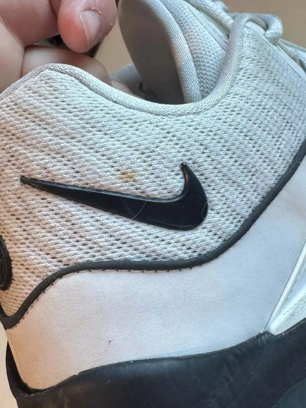 Nike G.T. Cut Academy Basketball Shoes White Black Men’s Size 10